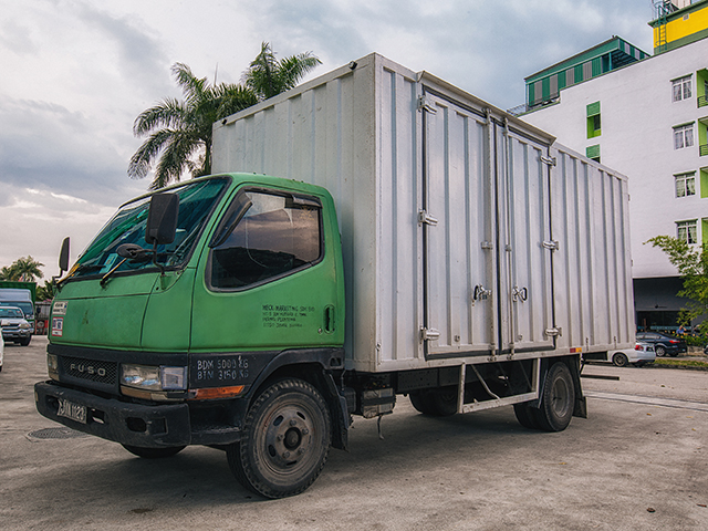 yoong mei5TonBonded Lorry